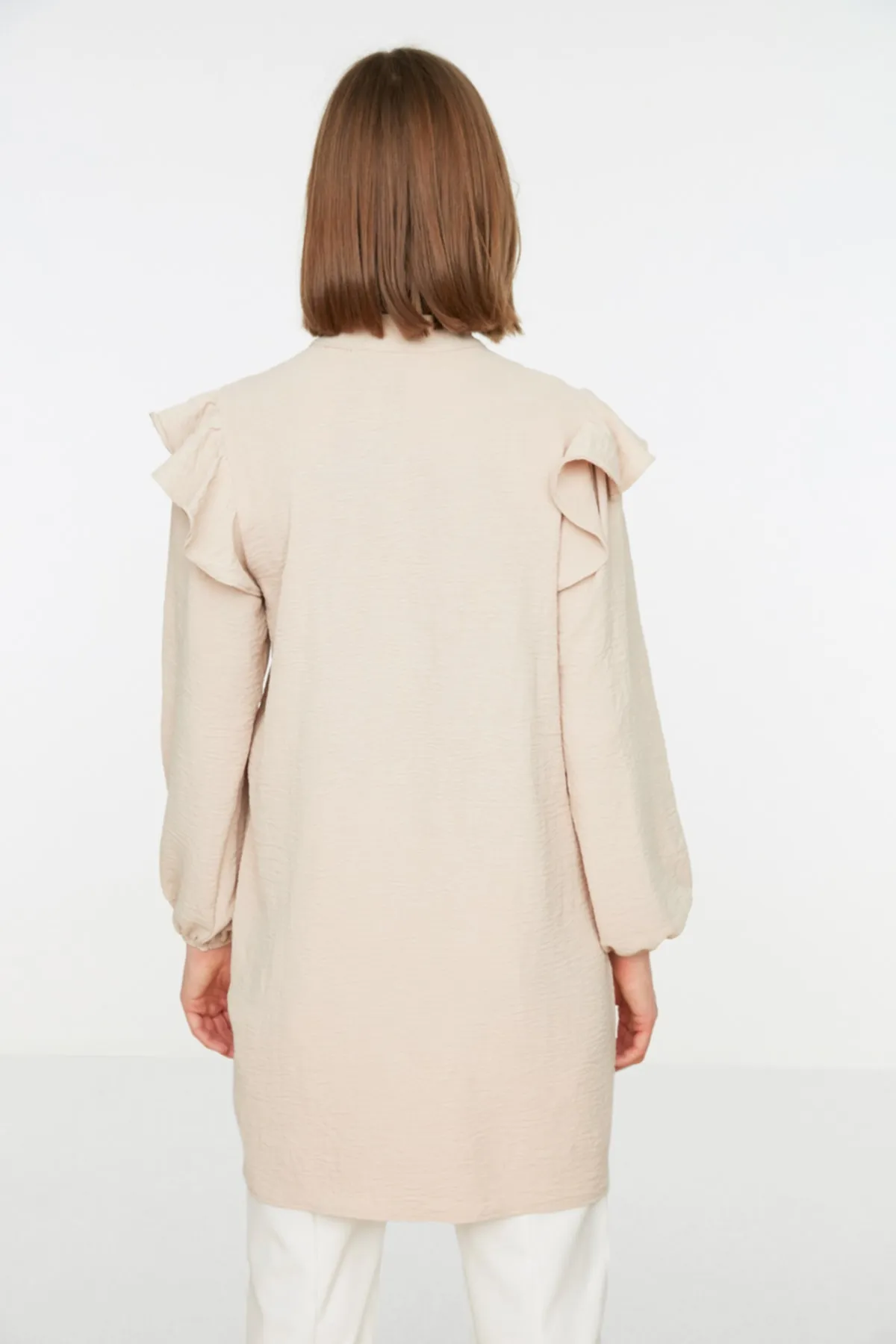 Trendyol Modest  Stone Judge – Gewebtes Hemd mit Kragen und Rüschendetail TCTSS22GO0107