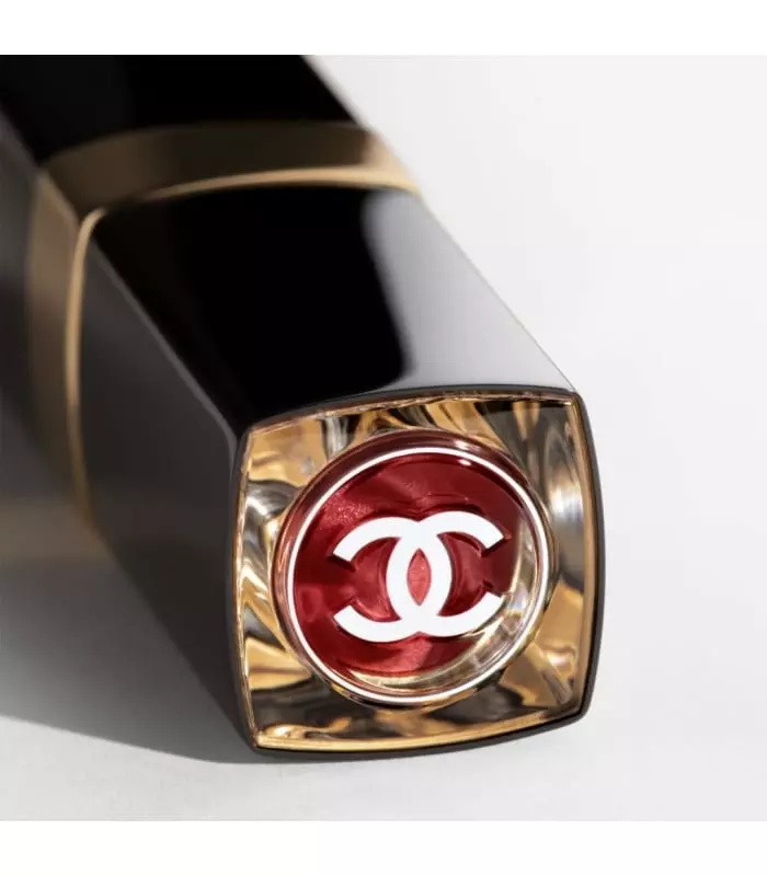 ROUGE COCO FLASH La Couleur, la Brillance, l'Intensité en un Éclair