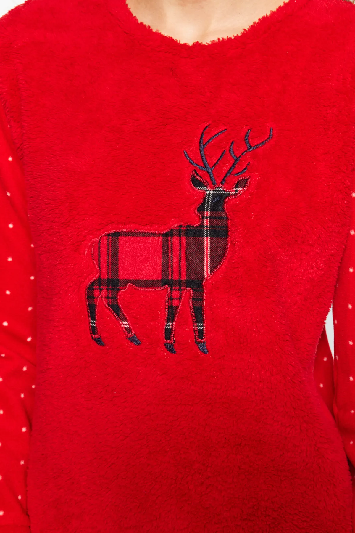 Trendyol Collection  Rotes Wellsoft T-Shirt-Jogginghose-Pyjama-Set aus Strick mit Hirschmuster THMAW24PT00173