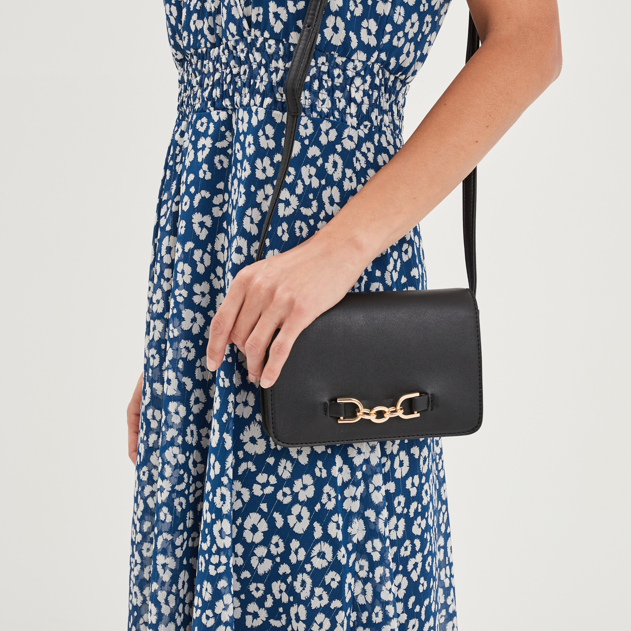 Sac bandoulière rectangulaire noir femme | La Halle