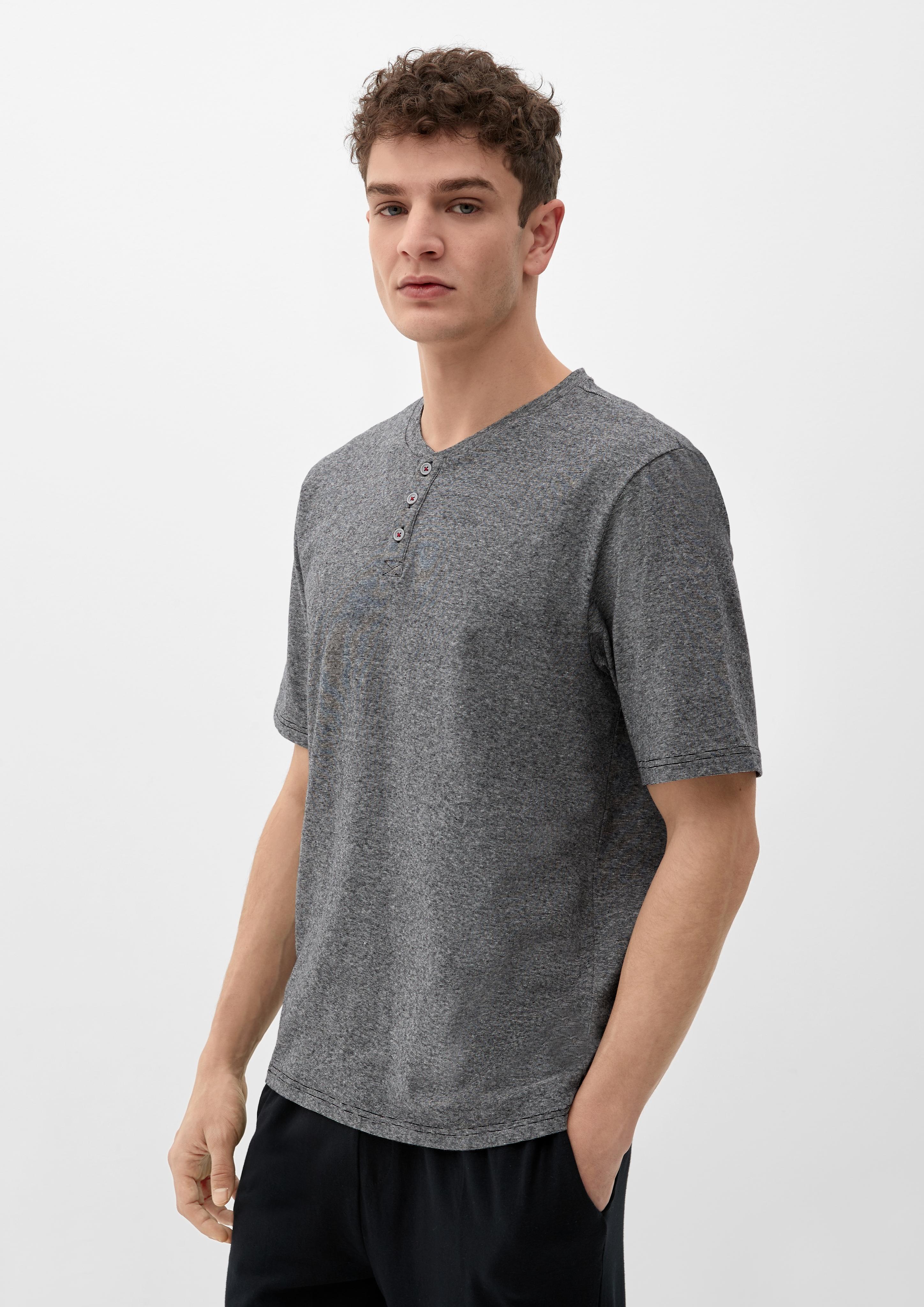 T-Shirt mit kurzer Knopfleiste  6007544-95W1