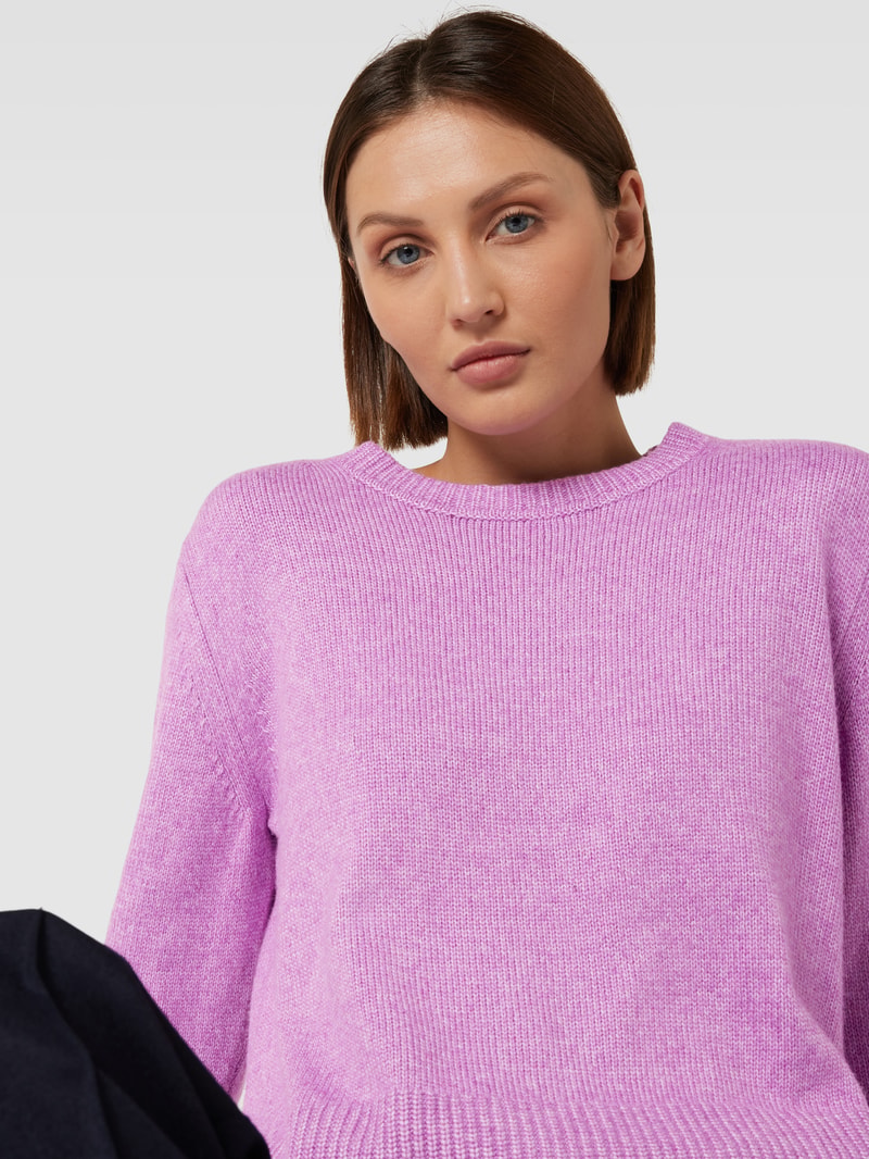 Strickpullover in melierter Optik in violett