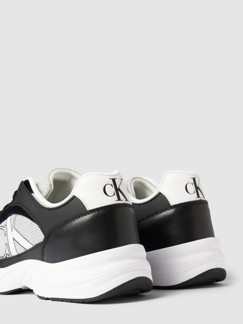 Sneaker mit Label-Details Modell 'RETRO TENNIS' in weiss