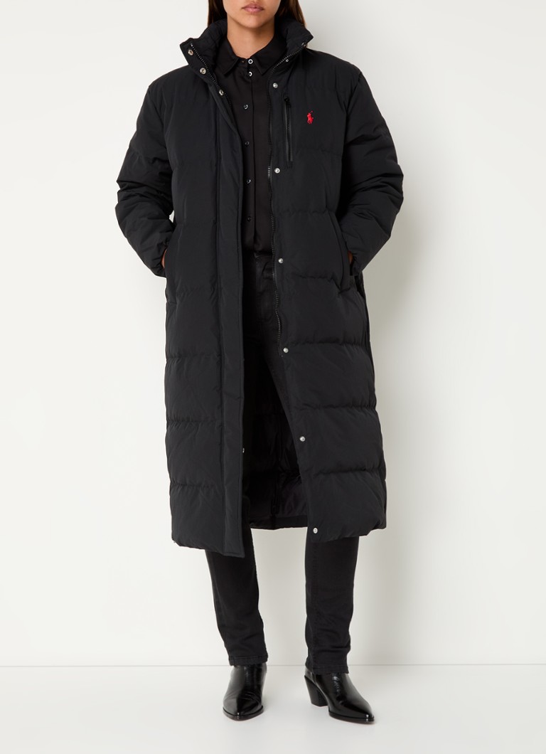 Parka matlasată Ralph Lauren cu umplutură de puf și glugă detașabilă.