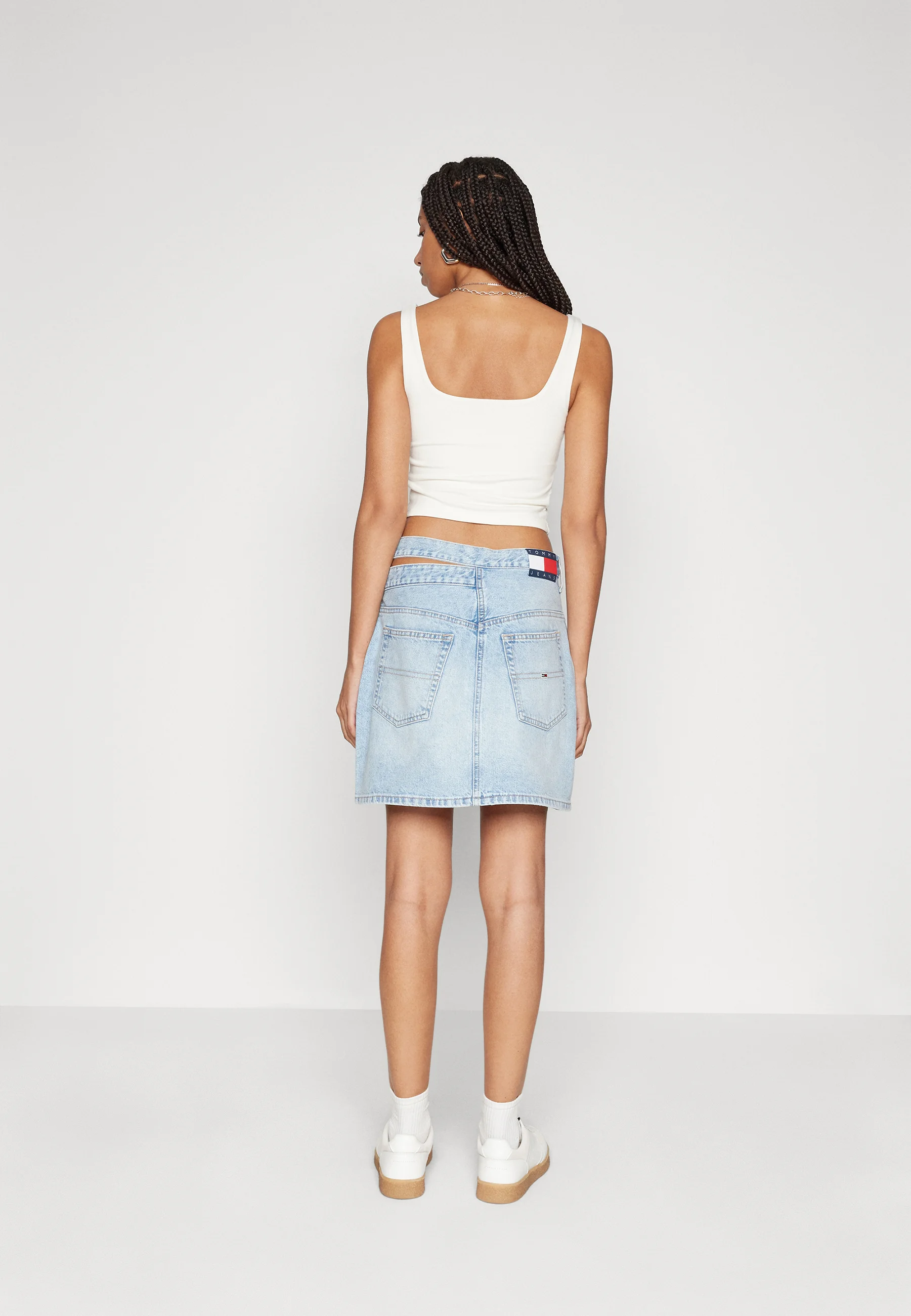 Tommy Jeans MOM CUT OUT - Falda vaquera