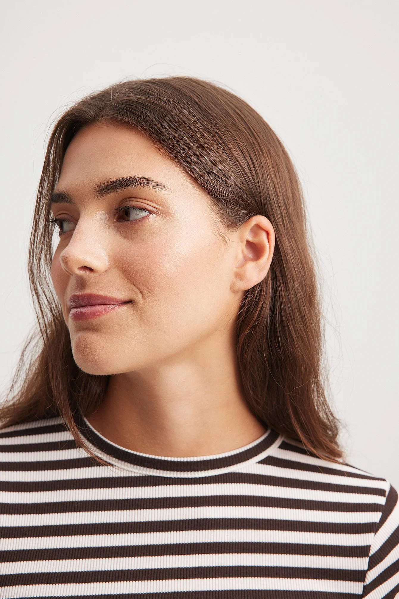 Recyceltes kurzes, gestreiftes Longsleeve-Shirt