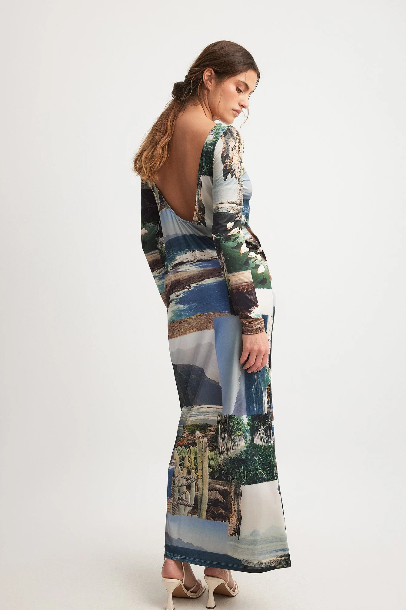 Langärmliges Maxikleid mit fotografischer Collage