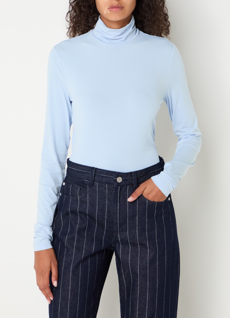Vanilia Turtleneck and stretch top