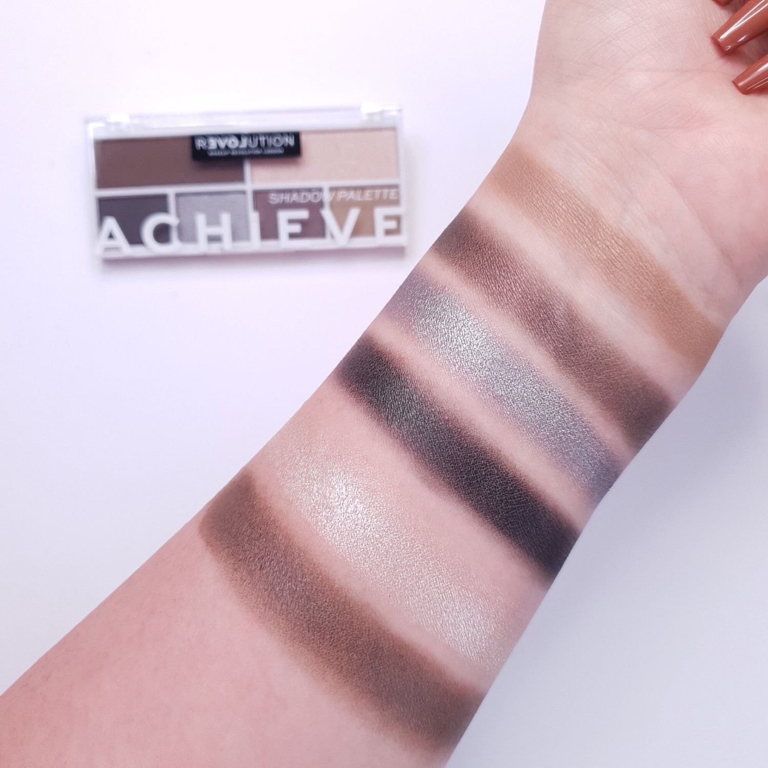 Relove Revolution Relove Colour Play Achieve Shadow Palette