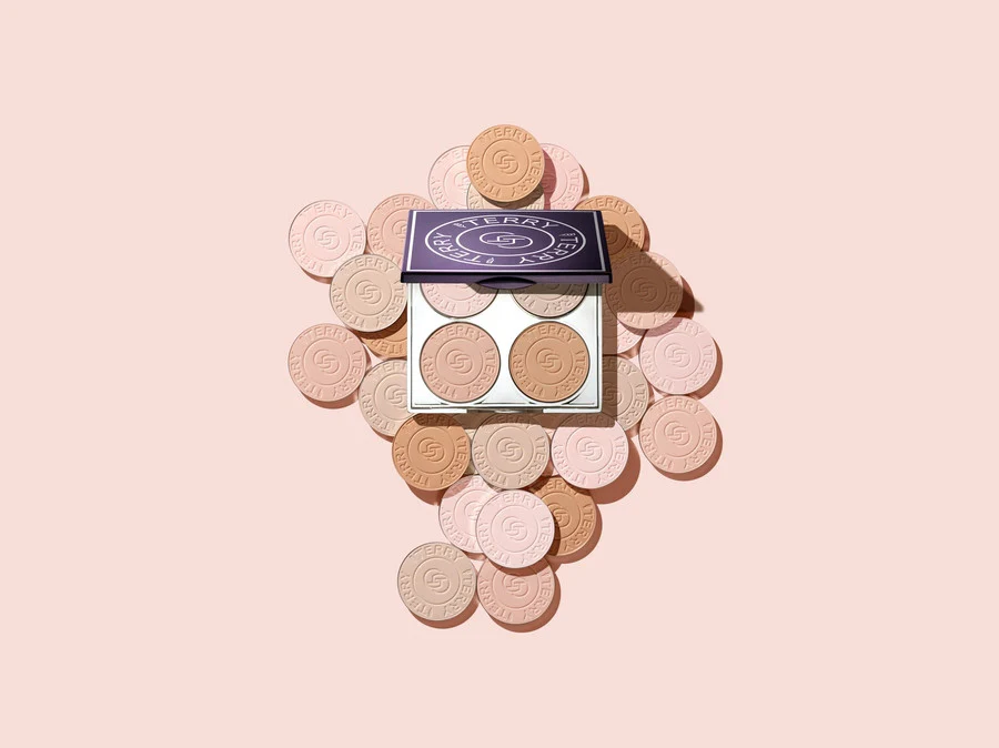 Paletă de pudră compactă cu aromă de hialuronic pentru față