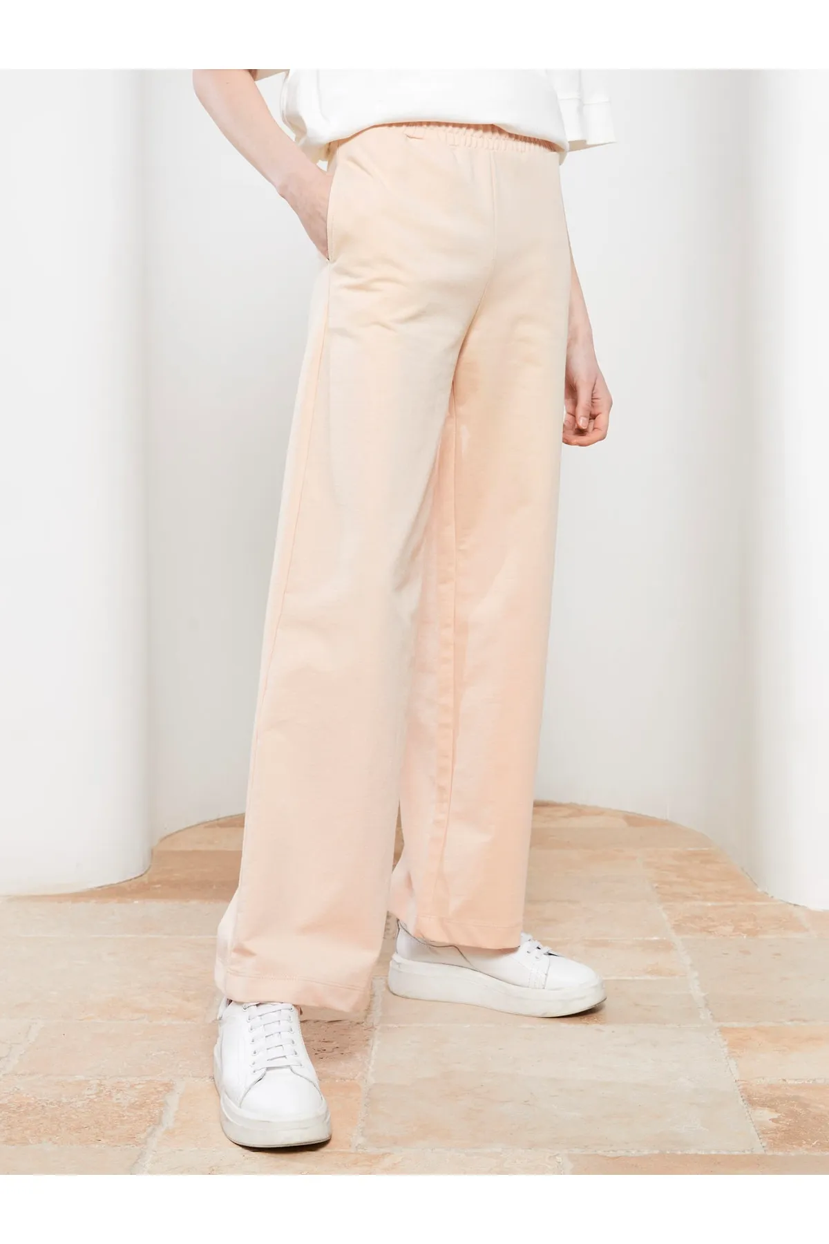 LC Waikiki  Jogginghose - Beige - Relaxed