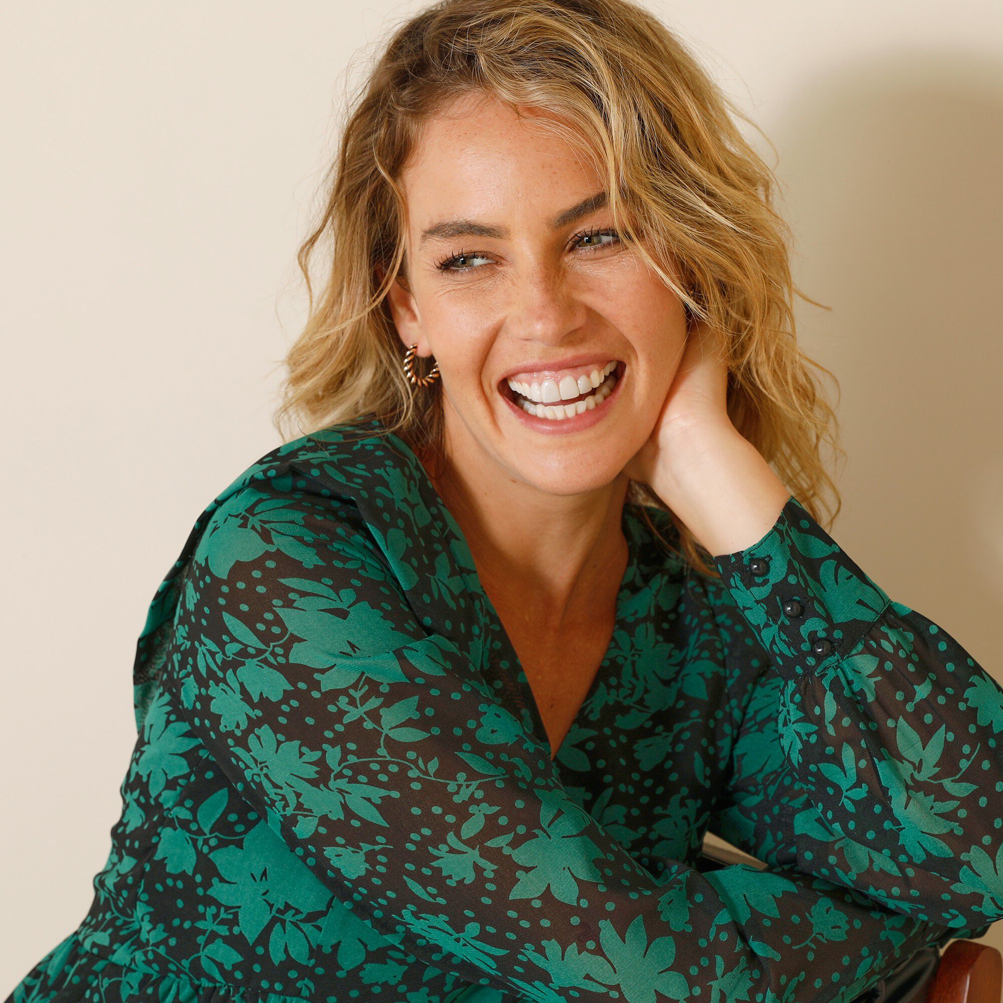 Robe voile Georgette imprimé végétal stylisé