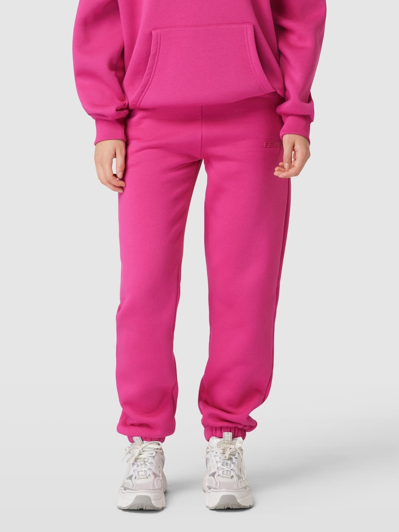 Sweatpants mit Label-Print in fuchsia