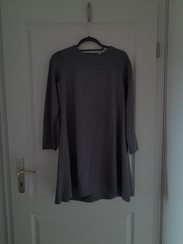 Makadamia Kleid in Grau günstig kaufen M