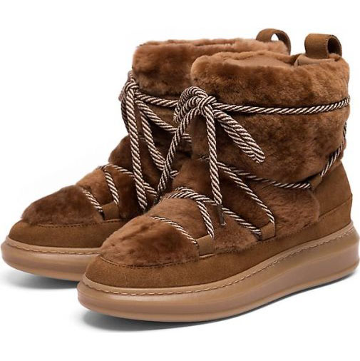 ivylee Boots Lacey