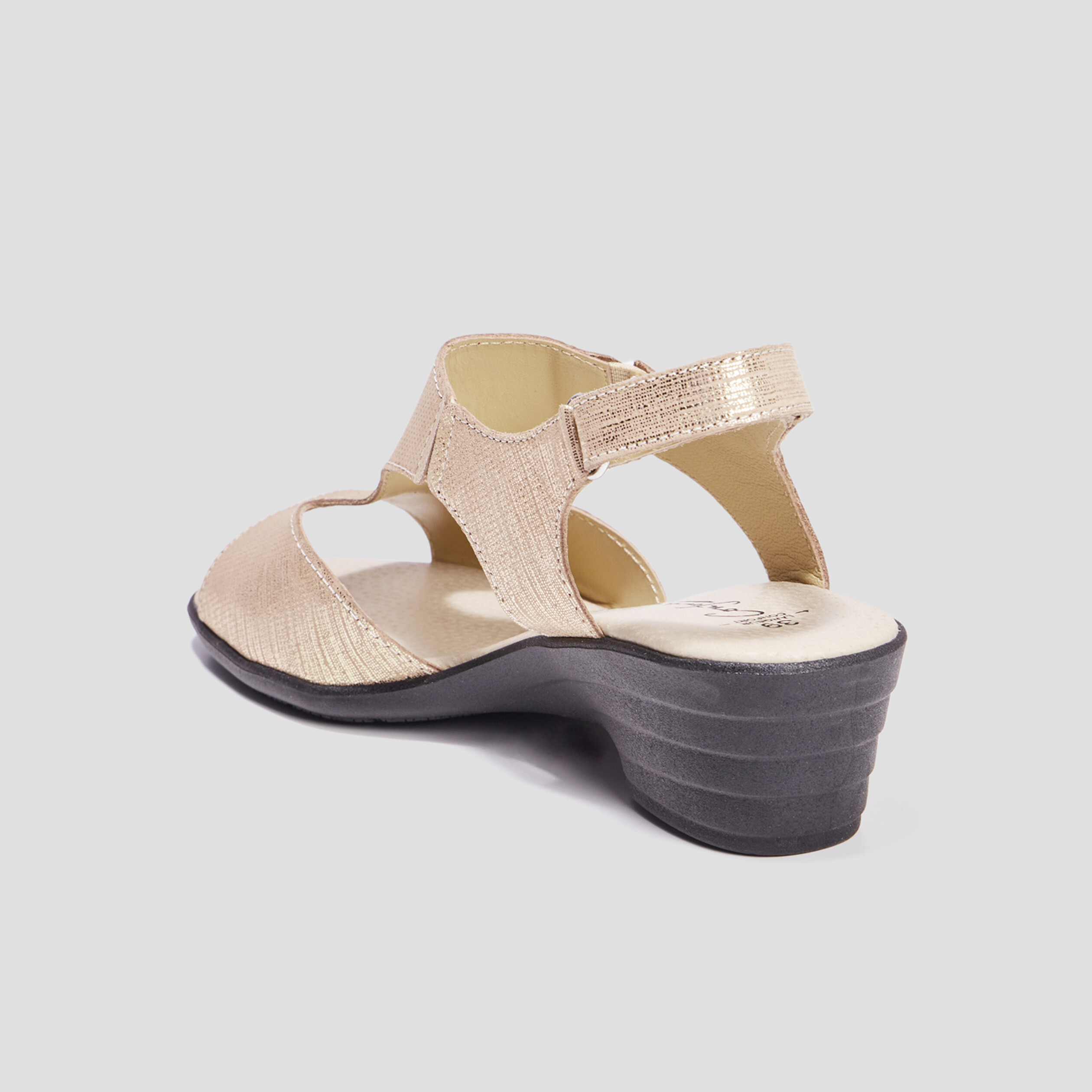 Sandales à talons pied large en cuir sable femme | La Halle