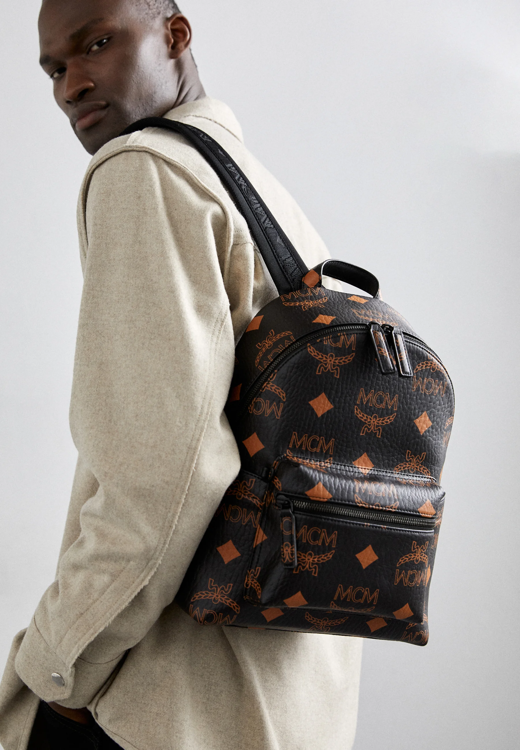 MOCHILA MAXI MCM STARK UNISEX - Mochila
