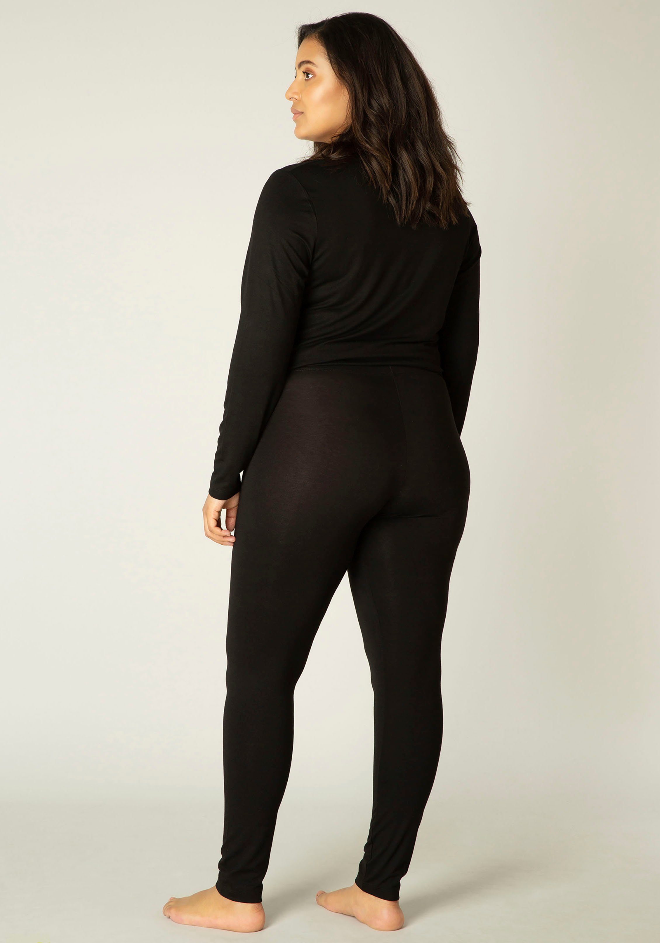 Base Level Curvy Leggings Andrea