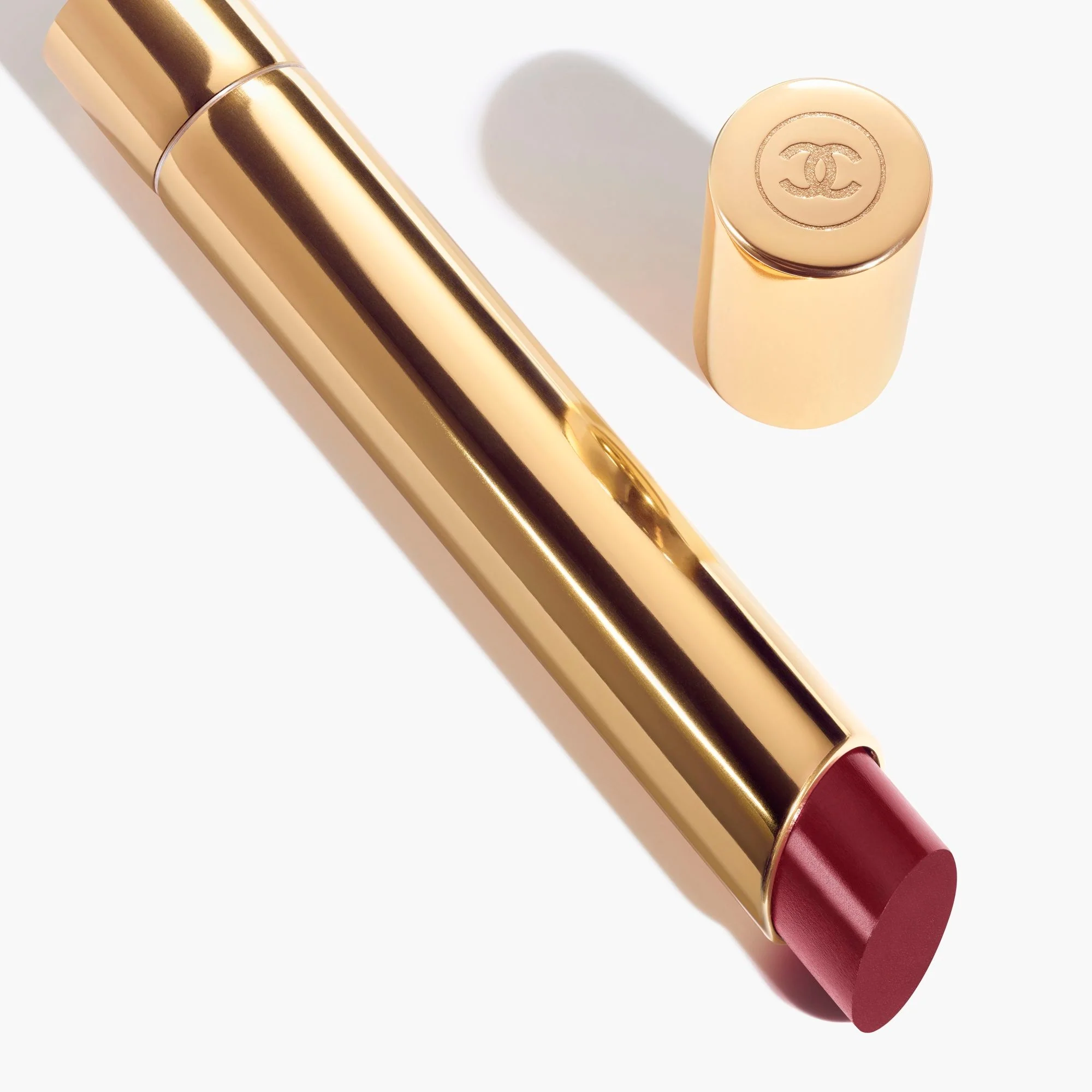 ROUGE ALLURE L'EXTRAIT - REUMPLERE - RUJ DE INTENSITATE ÎNALTĂ CU EXTRACT UȘOR ȘI TRATAMENT
