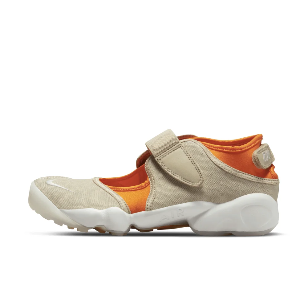 Nike Wmns Air Rift DV3452-200 / braun