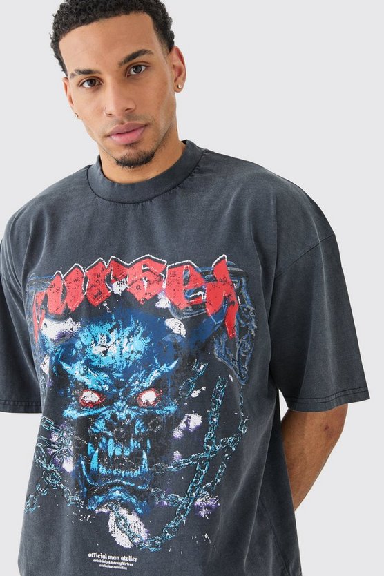 Kastiges Oversize T-Shirt mit Acid-Waschung