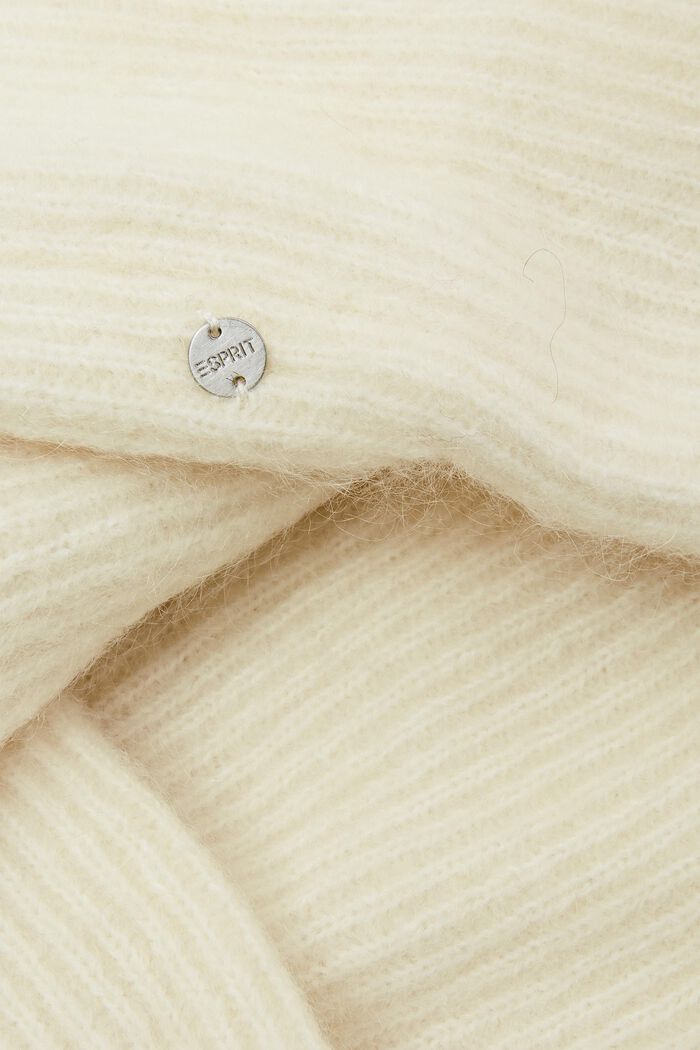 Loop-Schal aus Mohair und Wolle im Twist-Design