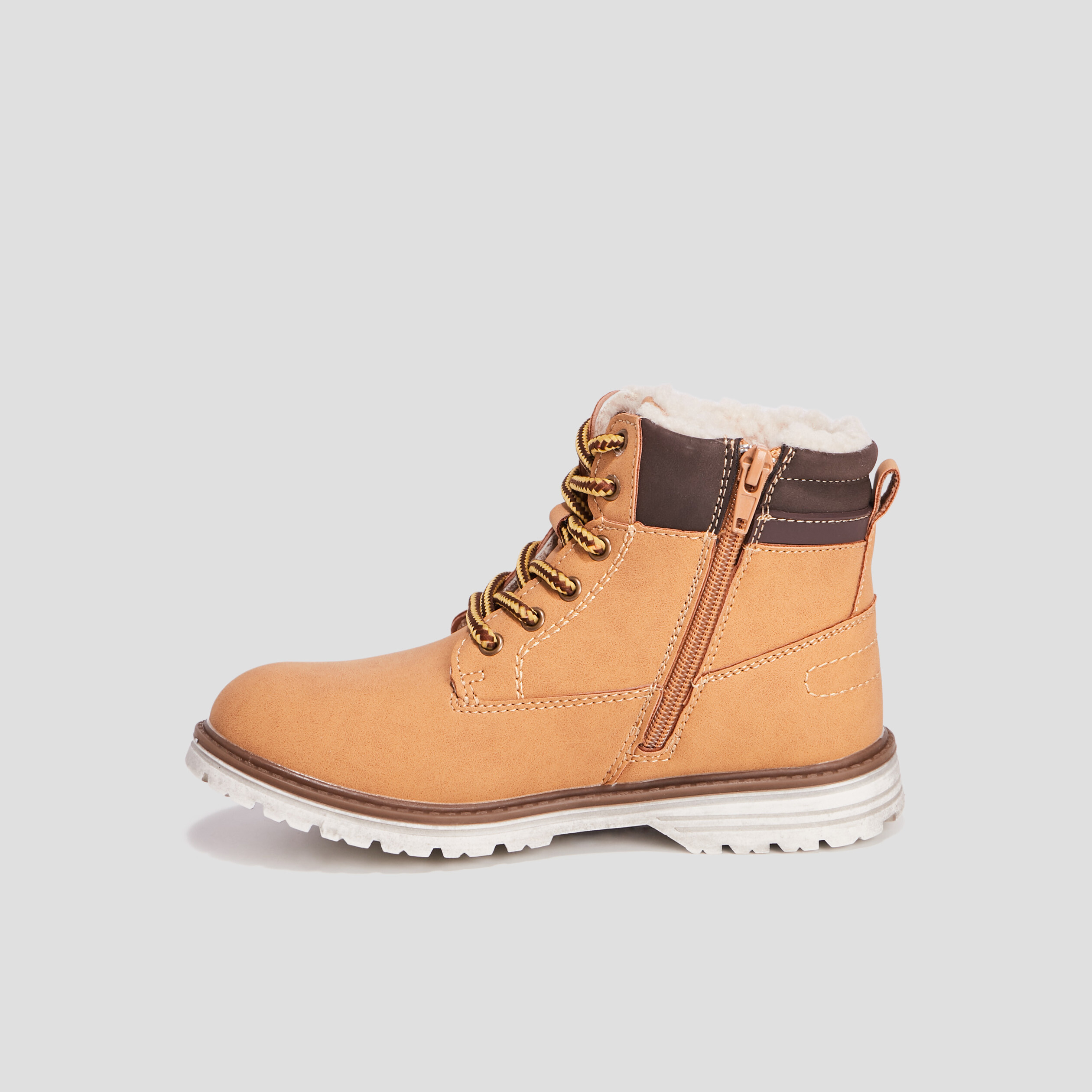 Bottines fourrées crantées zippées camel garçon | La Halle