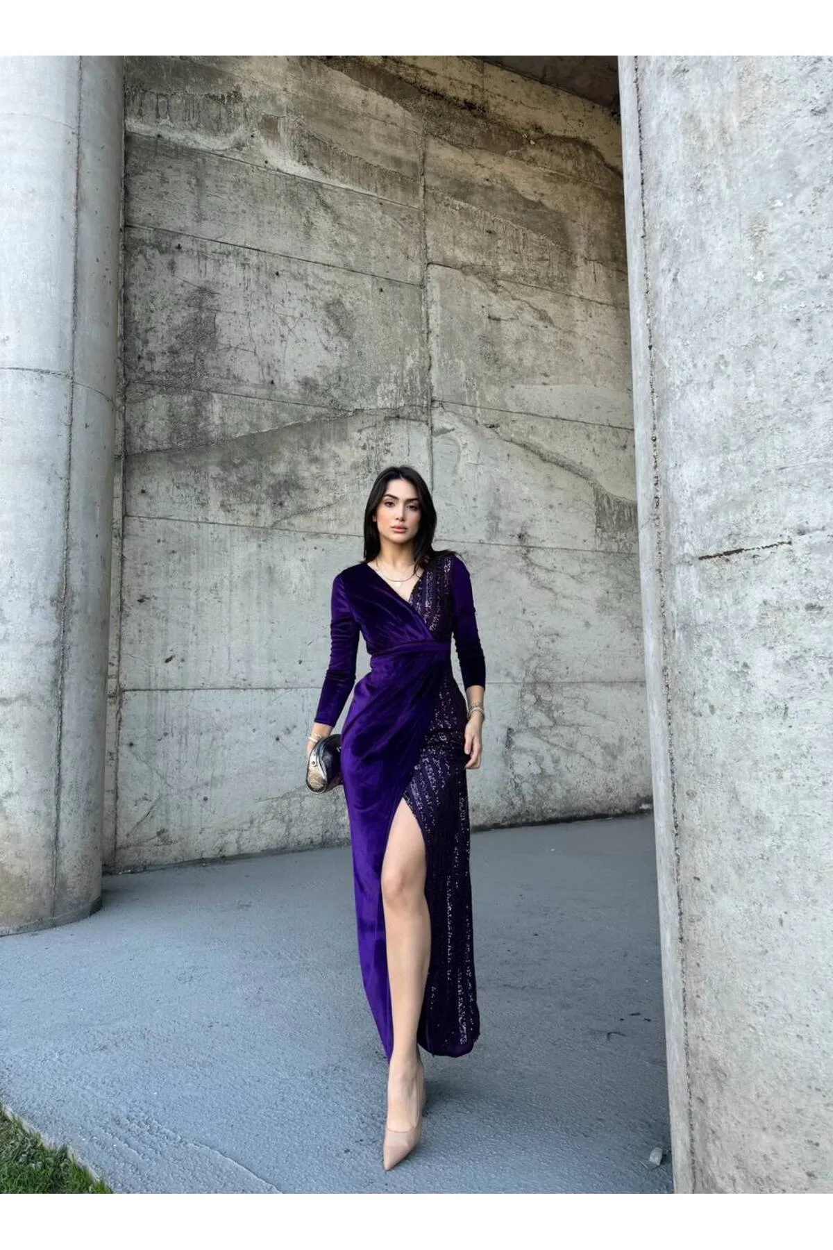 SONREİR  ABENDKLEID MIT PAYET-DETAIL