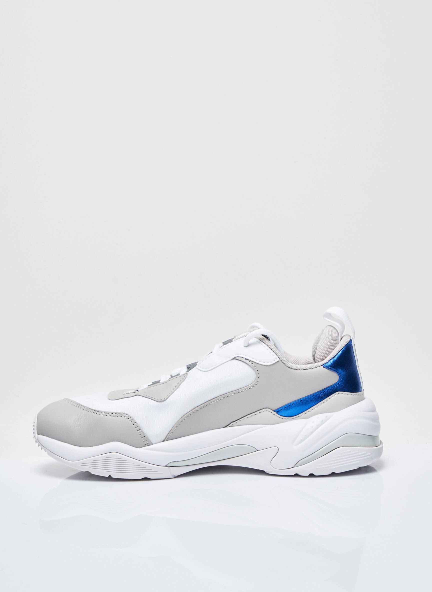Puma Baskets Femme couleur gris