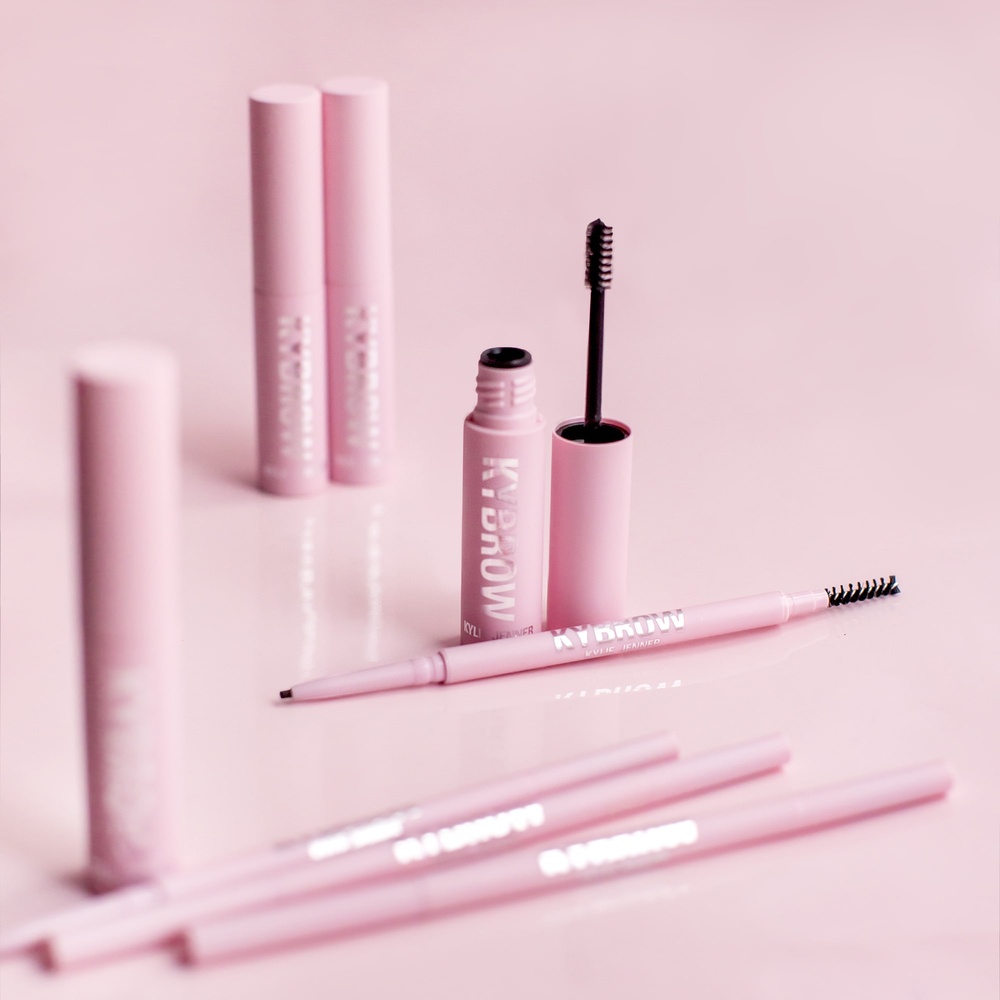 kylie by kylie jenner Brow Kit Kit Crayon à sourcils + Gel à sourcils