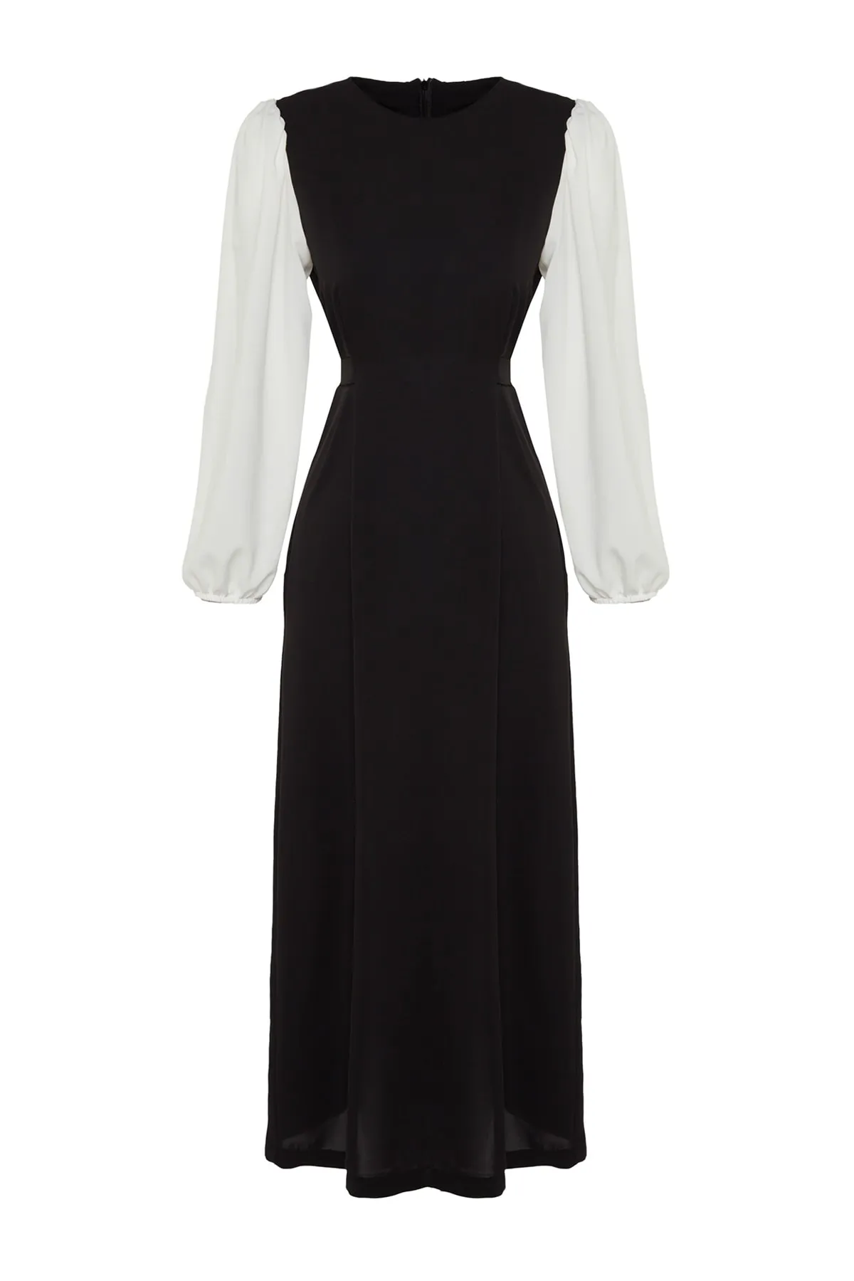 Trendyol Modest  Schwarzes Abendkleid mit Bindedetail am Rücken TCTSS23DB00036