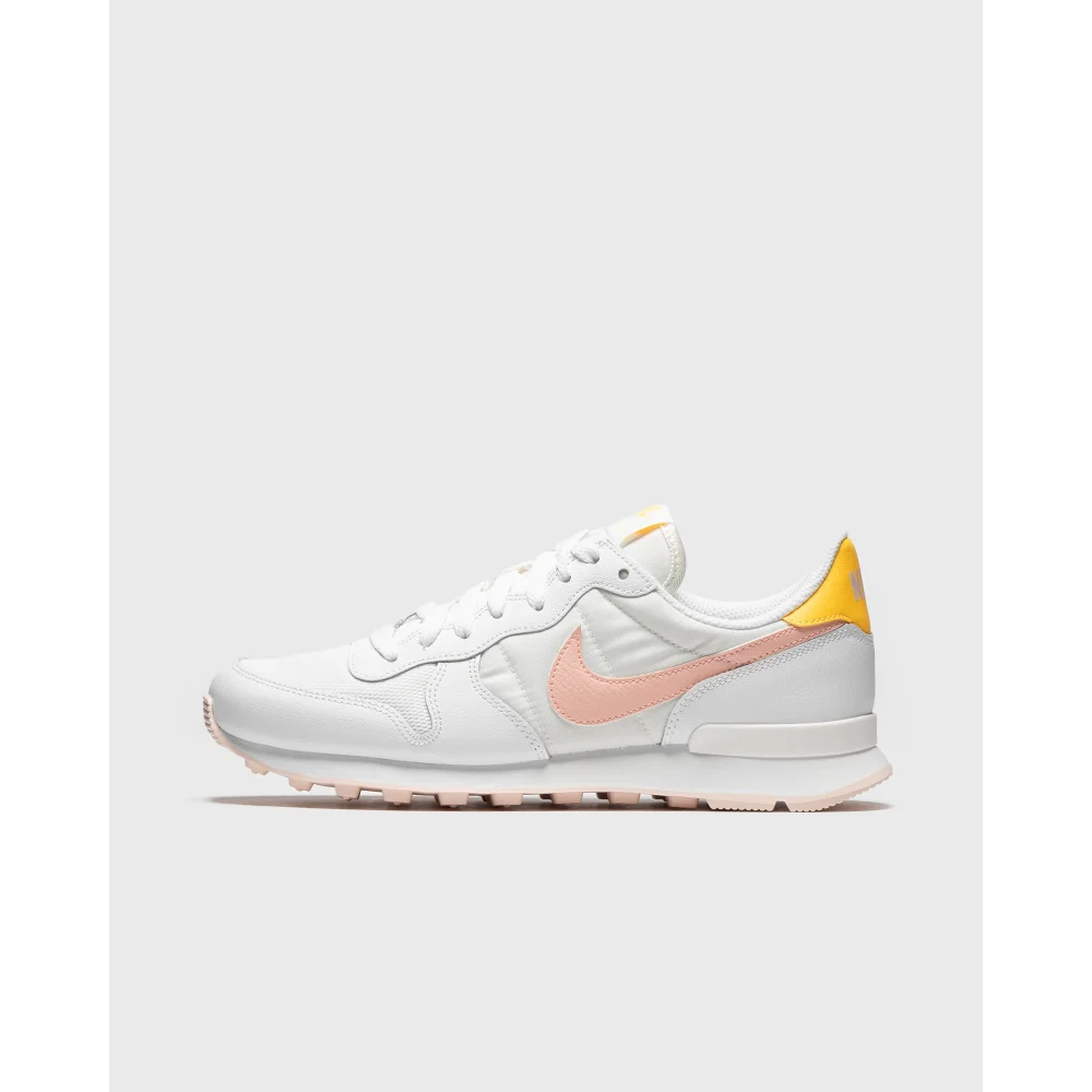 Nike Internationalist DM3076-100 / weiss