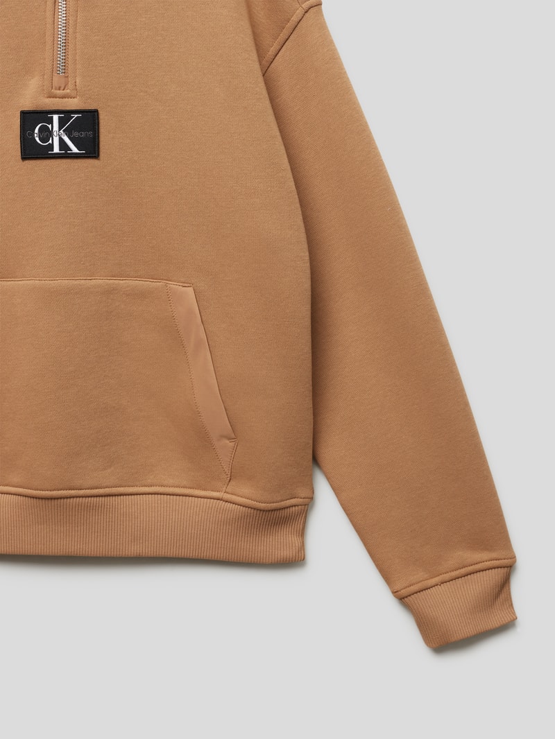Hoodie mit Label-Detail Modell 'QUILTED MIX MEDIA' in camel