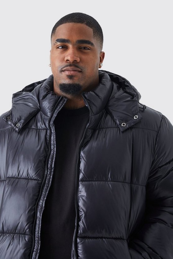 Plus hochglänzende Steppjacke
