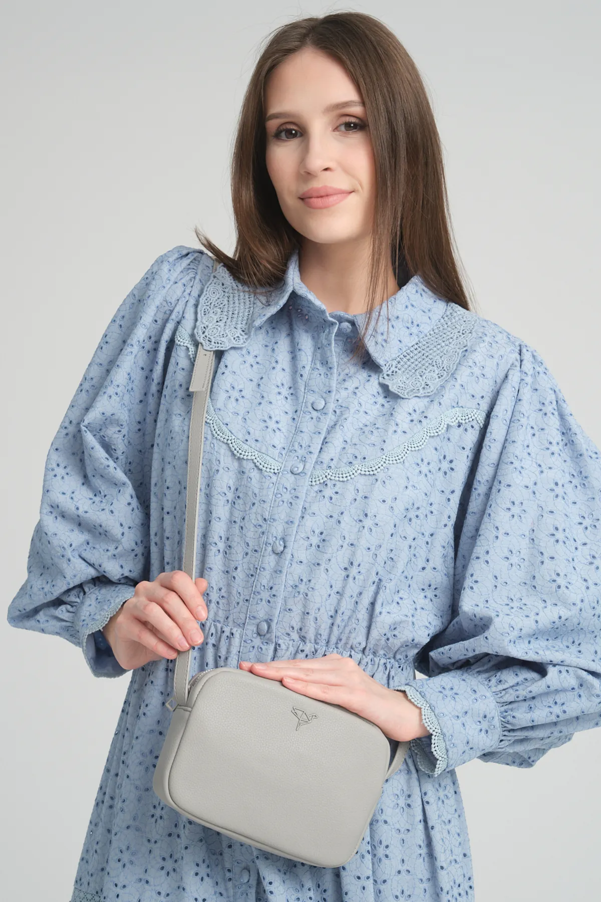 Garbalia  Liberty Grey Damen-Minitasche mit verstellbarem Schultergurt mit Kreuzgriff und Reißverschluss