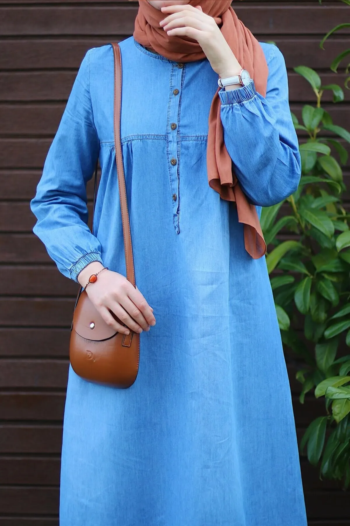InStyle  Blaues Jeanskleid für Damen mit Robe und Knopfleiste