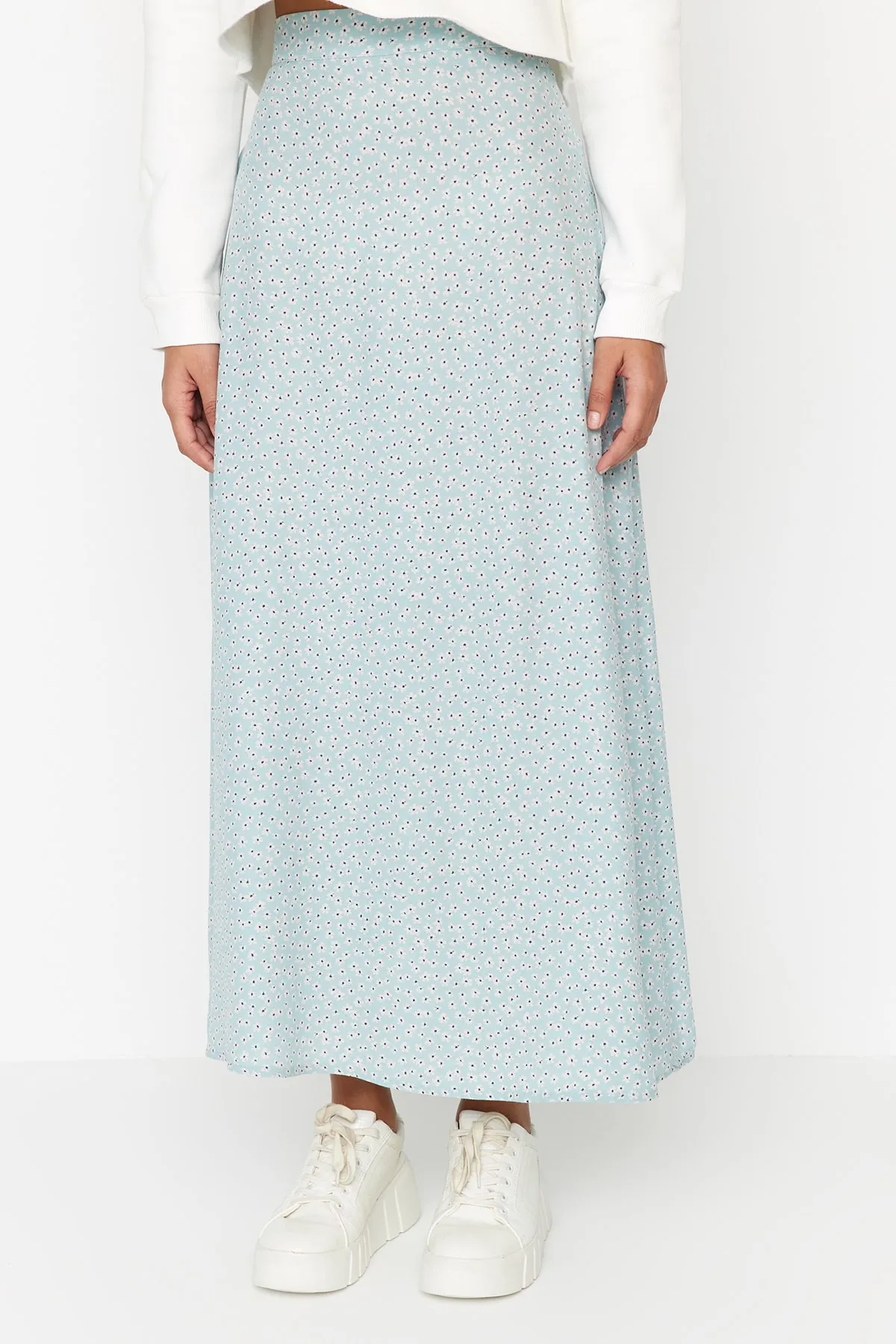 Trendyol Modest  Wassergrüner A-Linien-Rock mit hoher Taille und Blumenmuster aus 100 % Viskosegewebe TCTSS23EE00007