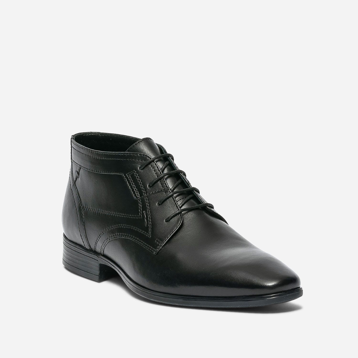 Chukka boots noir en cuir