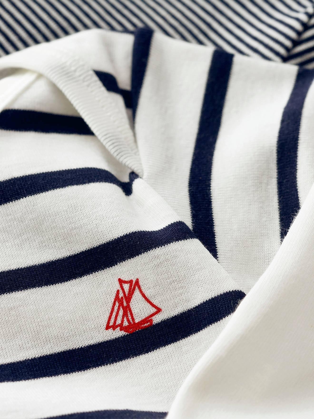 Petit Bateau 3er-Pack Baby Kurzarmbodys PETIT BATEAU, Bio-Baumwolle - weiß