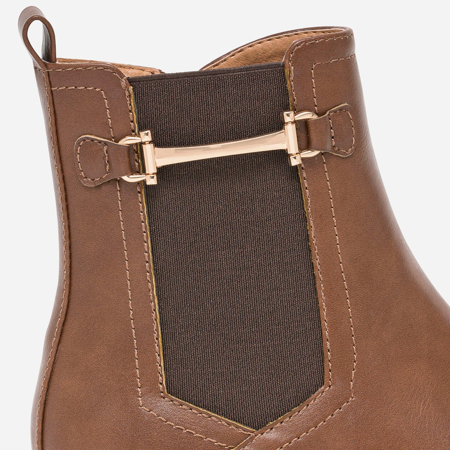 Boots marron avec mors métal doré