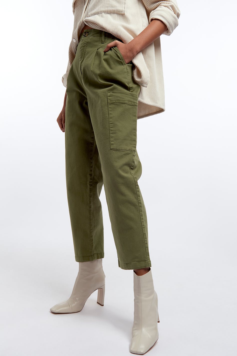 Pleated cargo pants