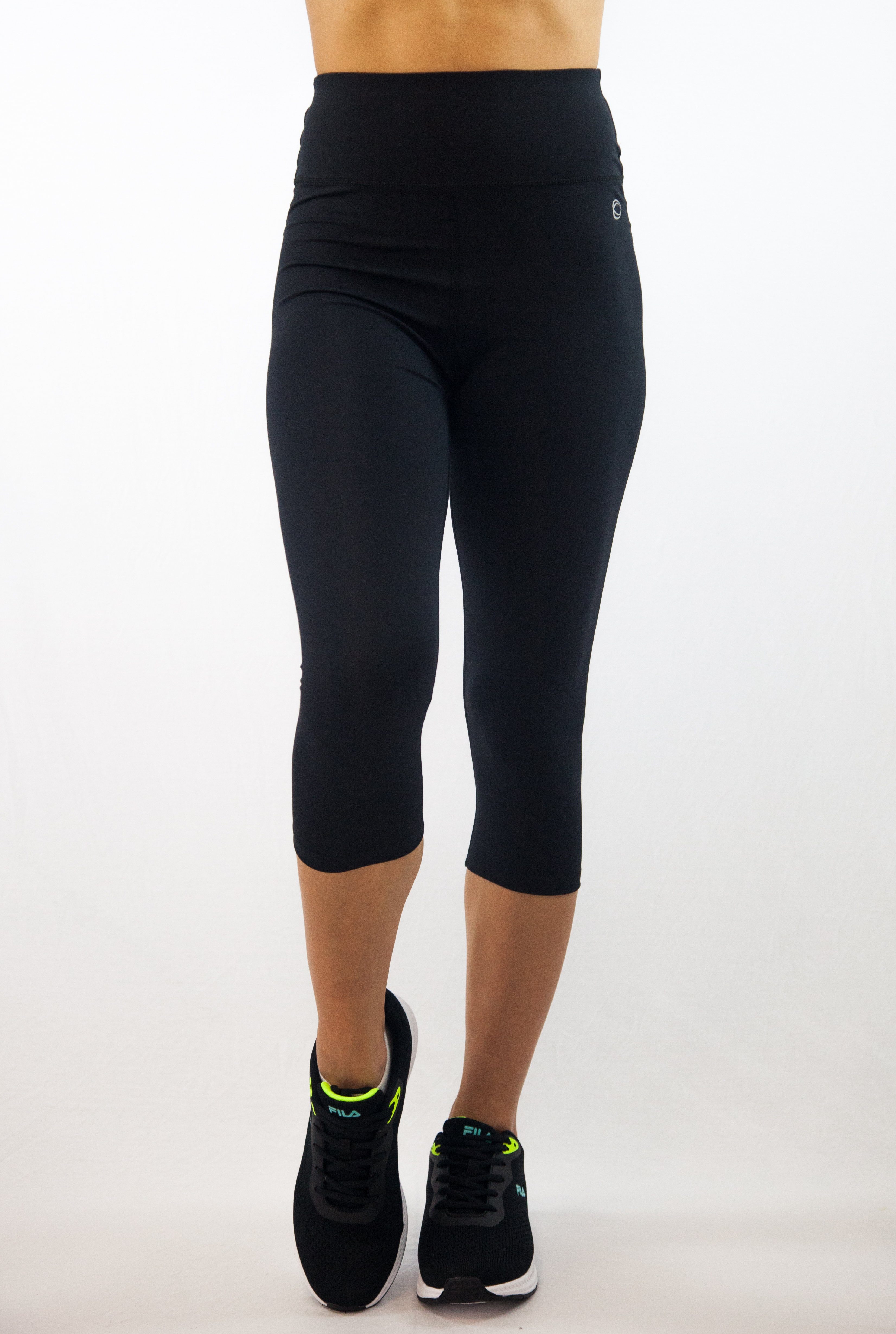 NANOBIONIC® Caprileggings Nanobionic® Anti-Cellulite Capri (DeLuxe Capri) (Innovative und exklusive NANOBIONIC®-Technologie, NASA I-Tech Award) NANOBIONIC® - eine nahezu endlose Energiequelle!!, www.nanobionic.de