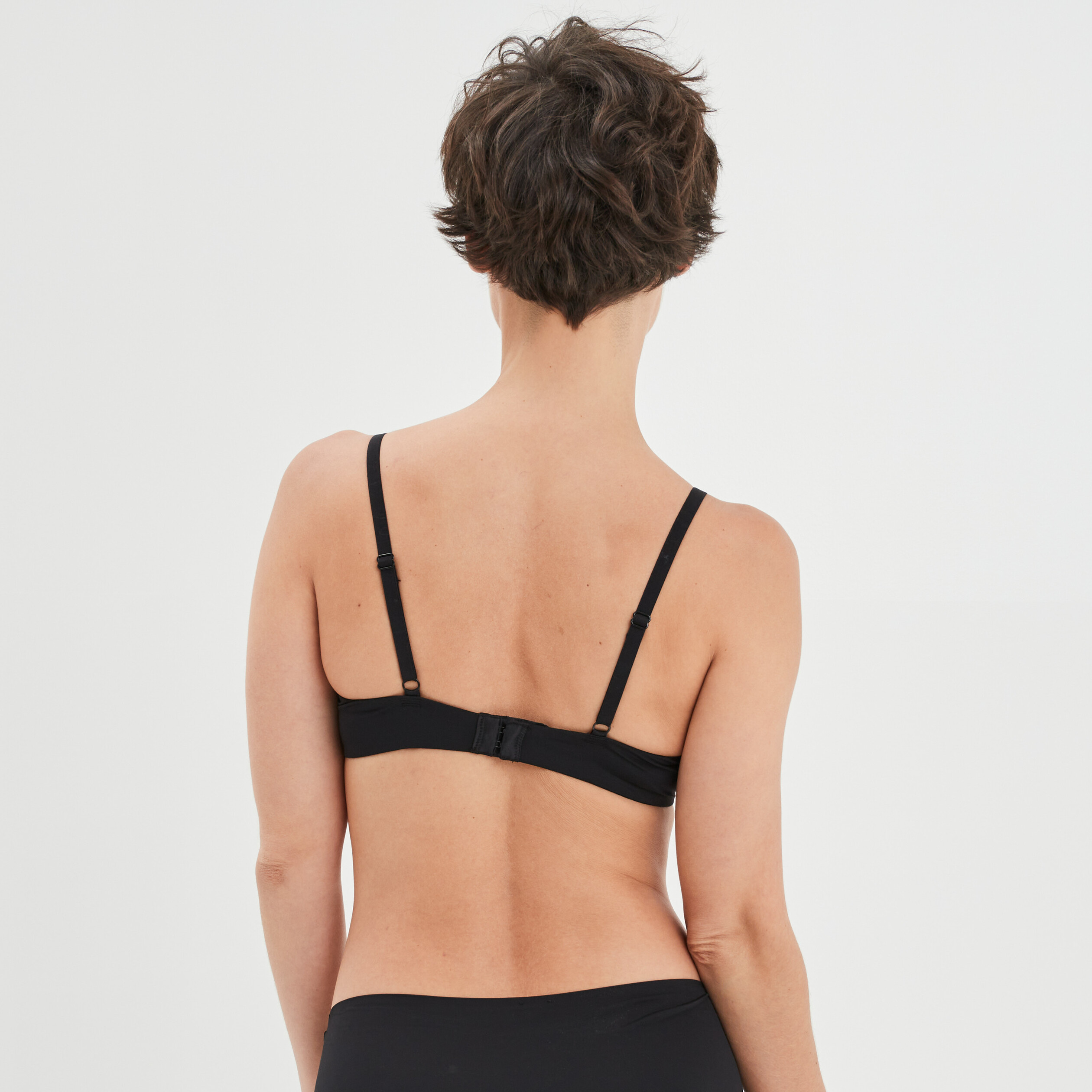 Soutien-gorge corbeille microfibre noir femme | La Halle
