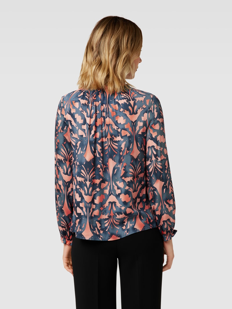 Blusenshirt aus Viskose mit Smok-Details in apricot