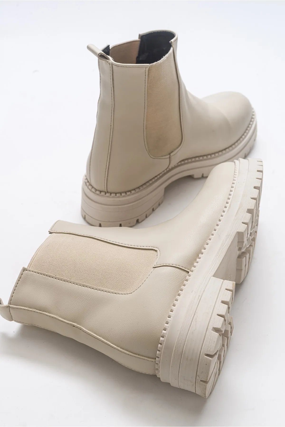 LuviShoes  Eigene beige Damenstiefel