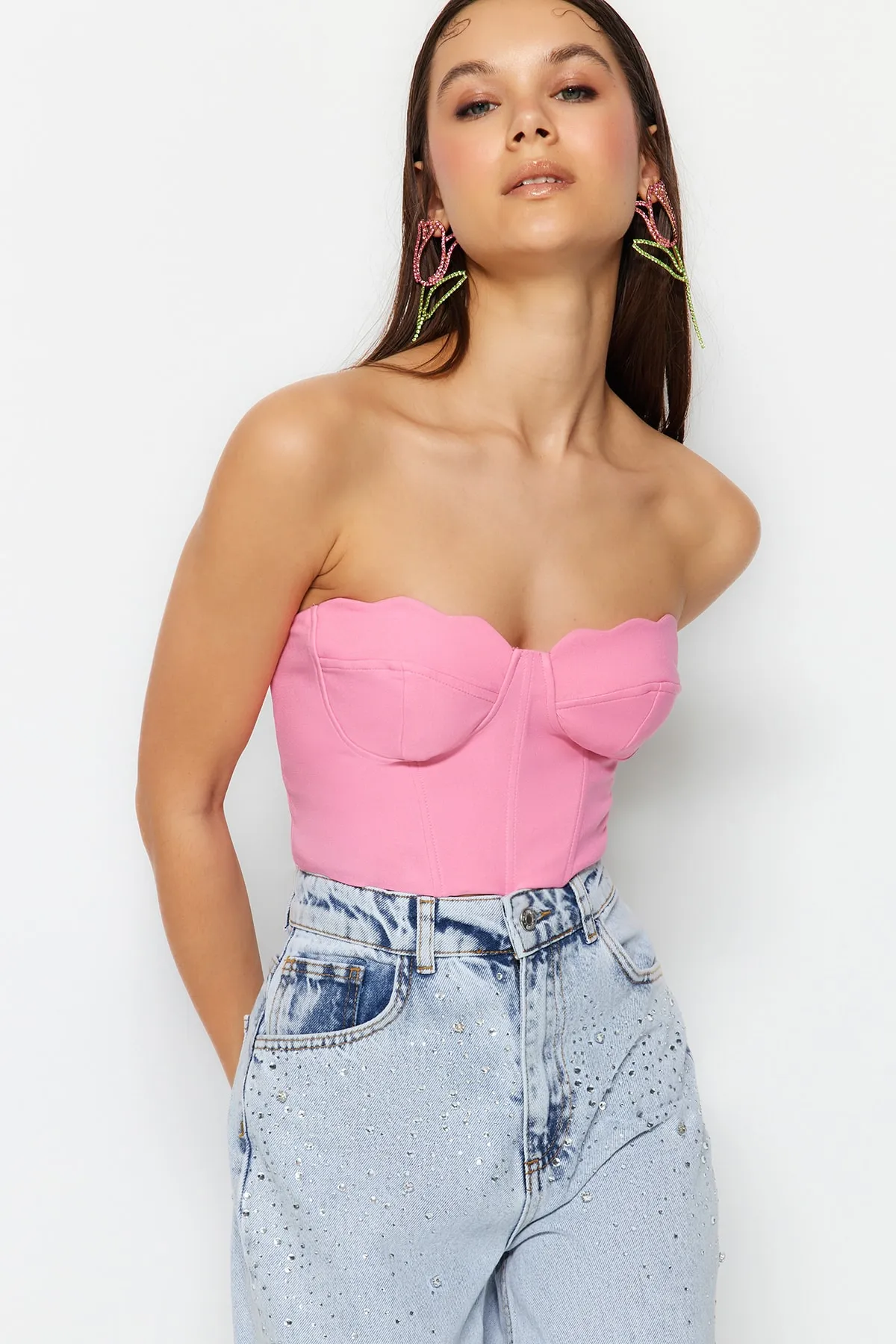 Trendyol Collection  Rosafarbenes Bustier mit Herzausschnitt TPRSS23BS00125