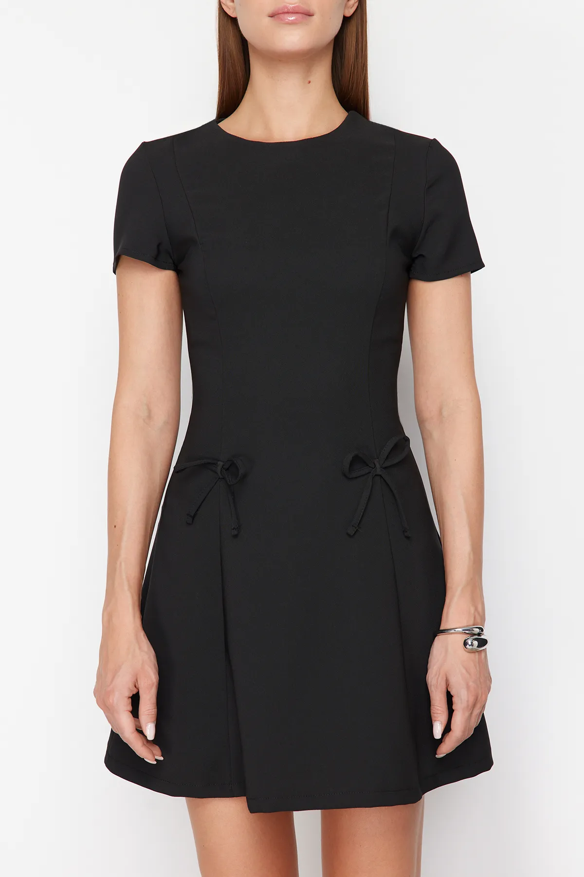 Trendyol Collection  Schwarzes gewebtes Minikleid TWOSS24EL00803