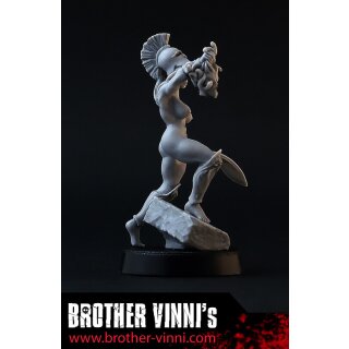 Female Greek Hero, Perseus (28 mm)