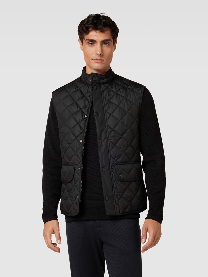 Steppweste mit Pattentaschen Modell 'LOWERDALE' in schwarz