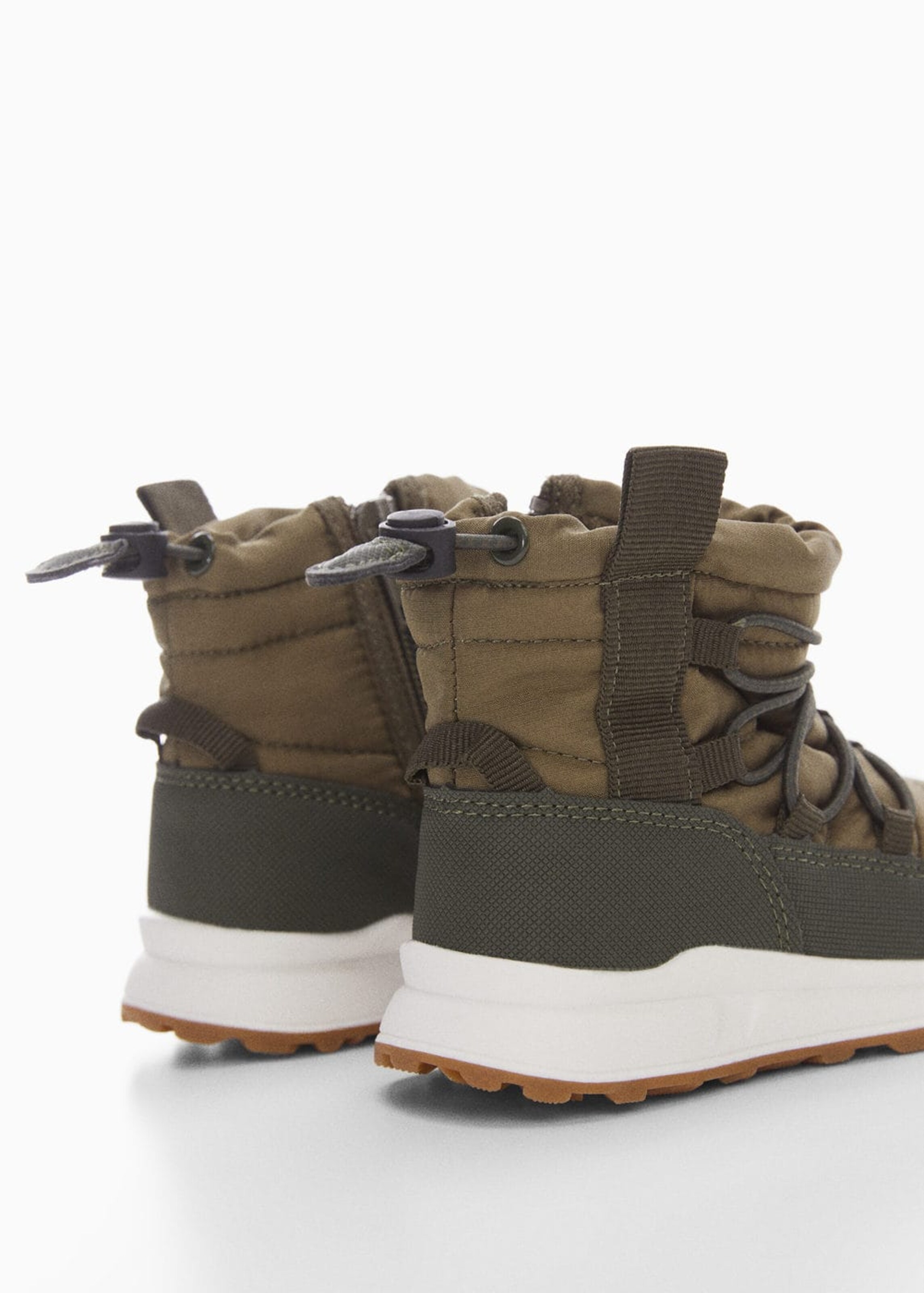 Boots 'Adam'